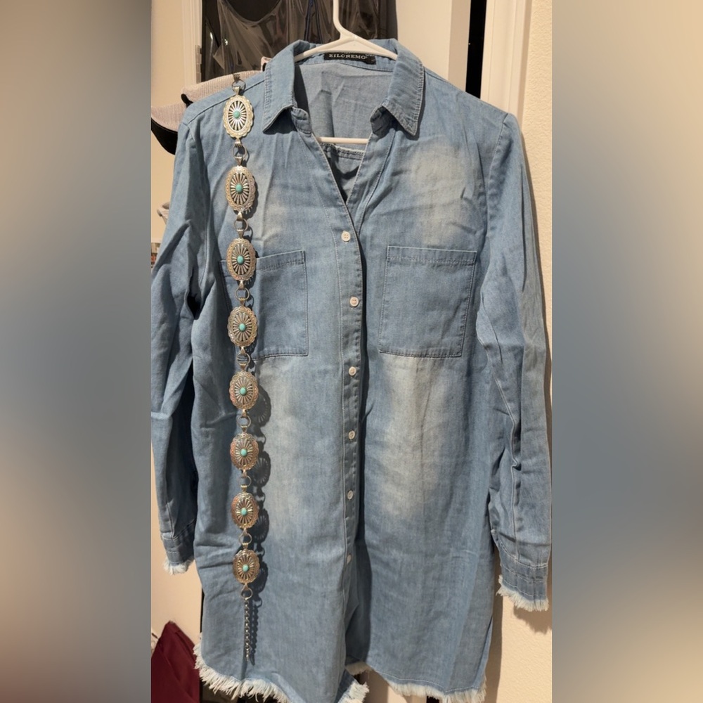 Light Wash Denim Button-Down Shirt - Casual Chambray